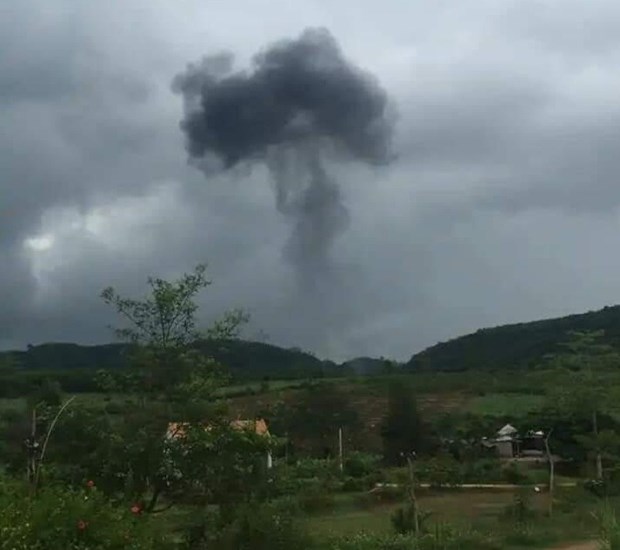 Military aircraft goes down in Nghe An province hinh anh 1