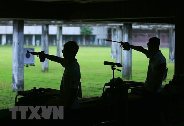 Vietnamese shooters aim for gold at ASIAD 2018 hinh anh 1