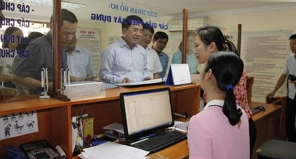 Construction Ministry cuts, simplifies 85 pct of business, investment conditions hinh anh 1