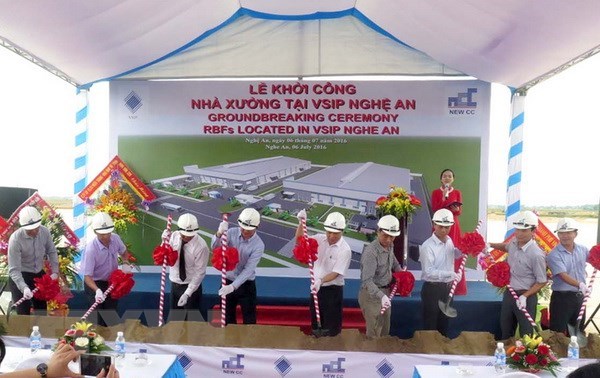 Vietnam, Singapore continue to explore new areas of cooperation hinh anh 3