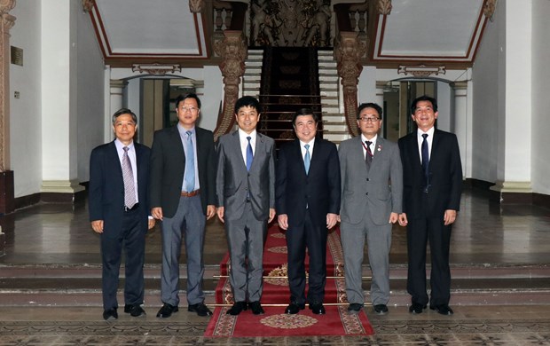 HCM City’s leader welcomes Japanese state minister hinh anh 1
