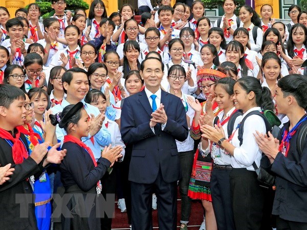 President stresses need to care for children hinh anh 1