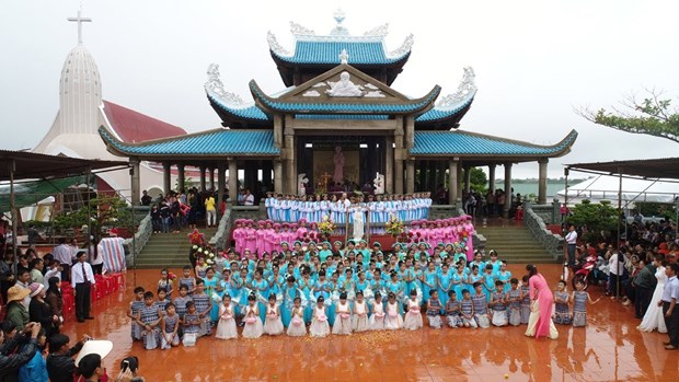 La Vang Pilgrimage Festival held in Quang Tri province hinh anh 1