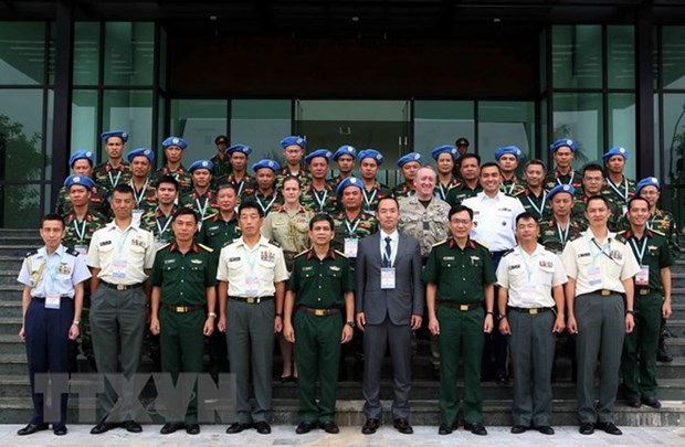 Vietnam, Japan exchange expertise in peacekeeping mission hinh anh 1