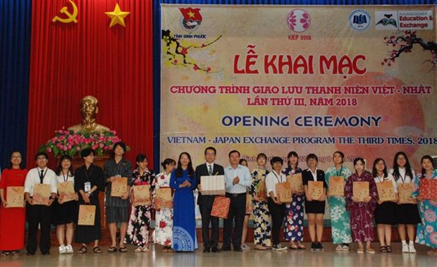 Vietnam – Japan youth exchange underway in Binh Phuoc hinh anh 1