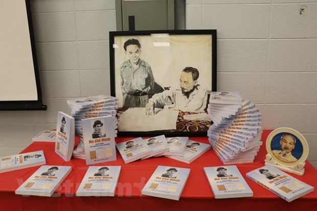 New book on late President Ho Chi Minh debuts in Canada hinh anh 1