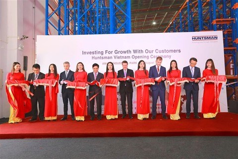 US chemical maker opens new facility in Binh Duong hinh anh 1