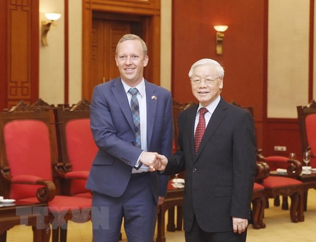 Vietnam wants to step up cooperative ties with UK: Party chief hinh anh 1