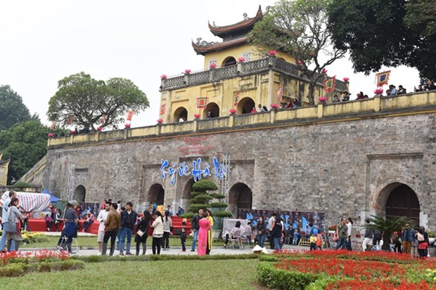 Foreign tourists to Hanoi up 16 percent over National Day holiday hinh anh 1