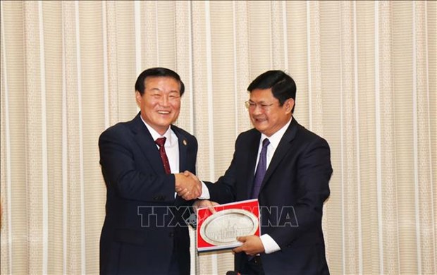 HCM City, RoK’s Gangwon forge cooperation in culture, sports, tourism hinh anh 1