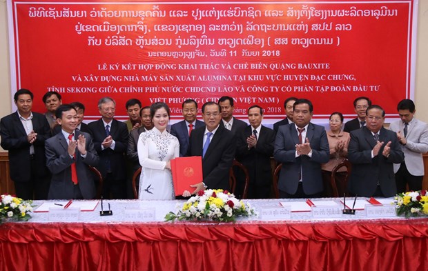 Vietnam implements biggest mining project in Laos hinh anh 1