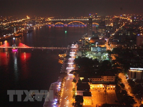Da Nang develops in leaps and bounds to become livable city hinh anh 1