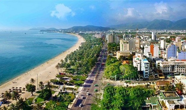 Binh Thuan welcomes 4 million tourist arrivals in first nine months hinh anh 1