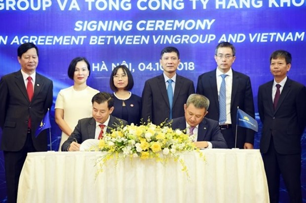 Vietnam Airlines, Vingroup ink cooperation deal hinh anh 1
