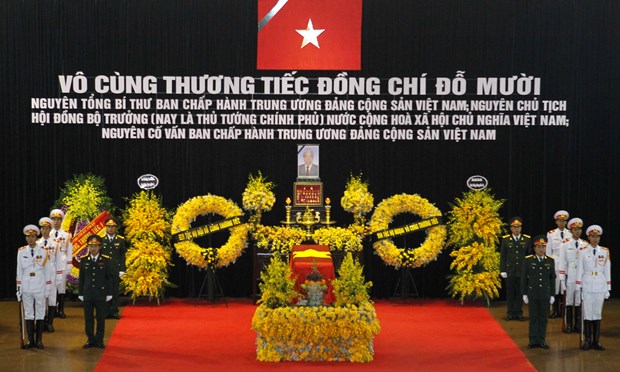 State funeral begins for former Party General Secretary Do Muoi hinh anh 1