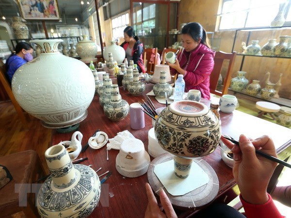 Chu Dau pottery preserves Vietnamese cultural quintessence hinh anh 1