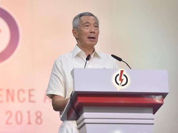 Singaporean PM calls on ASEAN states to open market, strengthen integration hinh anh 1