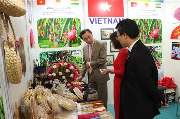 Vietnamese businesses showcase products at Indian fair hinh anh 1