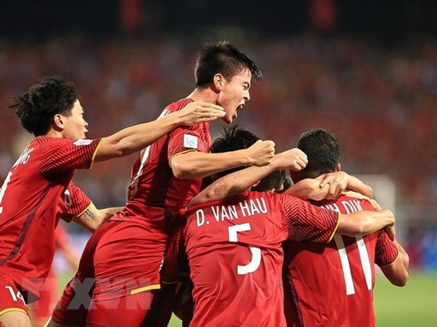 Three Vietnamese players named in AFF Cup Best XI hinh anh 1