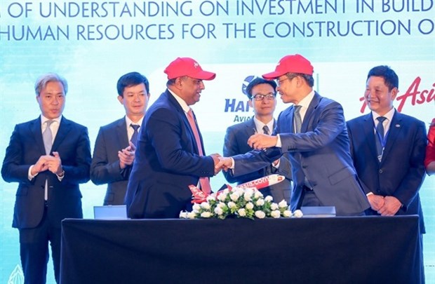 AirAsia to launch low-cost airline in Vietnam hinh anh 1
