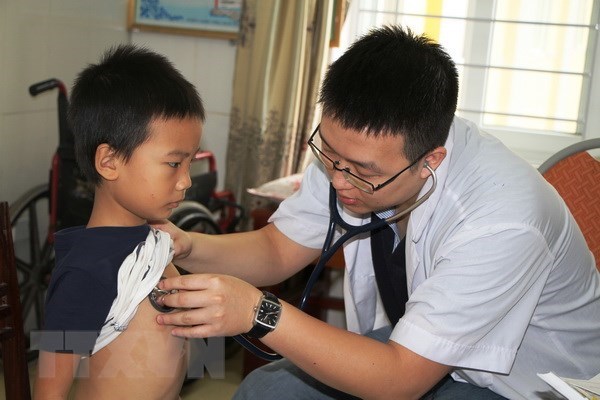 Disadvantaged children in Lam Dong get free heart checkups hinh anh 1