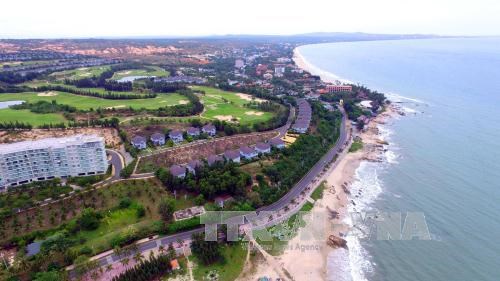 Binh Thuan welcomes 5.7 million tourist arrivals in 2018 hinh anh 1