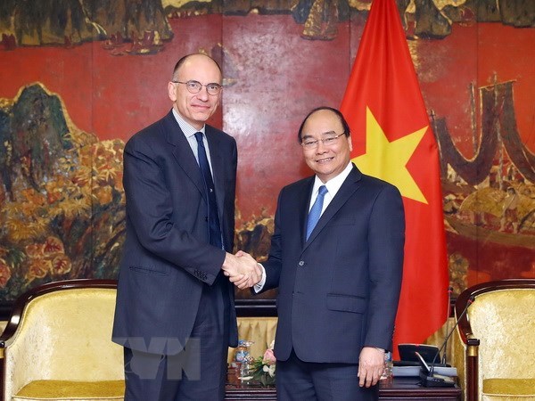 PM: Vietnam-Italy strategic partnership records fruitful development hinh anh 1