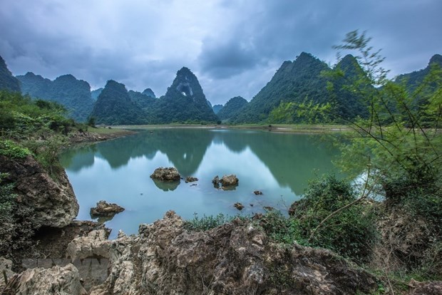 Northern Cao Bang province taps tourism potential hinh anh 2