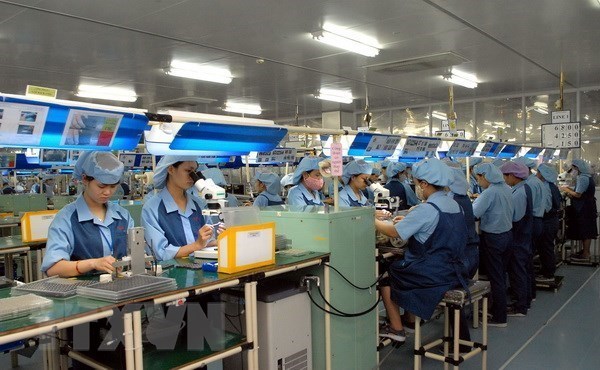 Vietnam works to draw foreign investment to hi-tech industries hinh anh 1