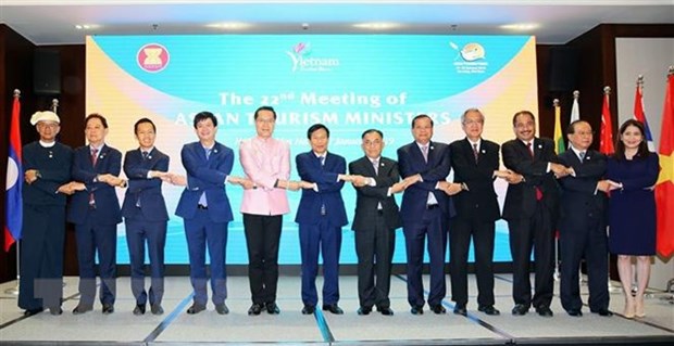 ASEAN tourism ministers convene 22nd meeting in Quang Ninh hinh anh 1