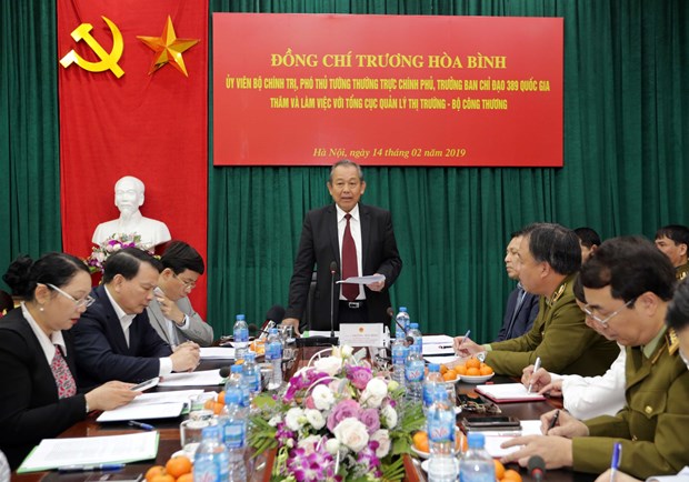 Deputy PM urges stronger actions to fight smuggling, trade fraud hinh anh 1