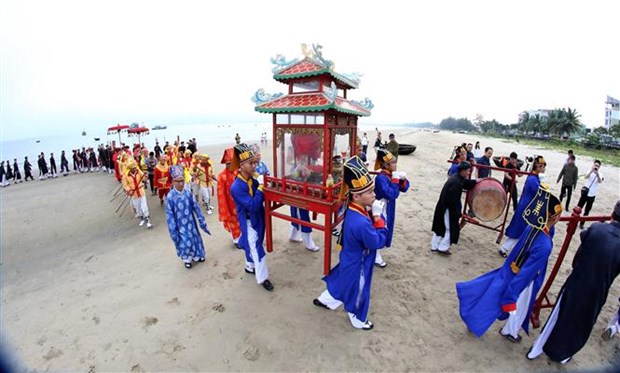 Whale worship festival in Da Nang recognised as intangible heritage hinh anh 2