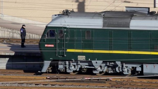DPRK Chairman’s train arrives in China en route to Vietnam hinh anh 1