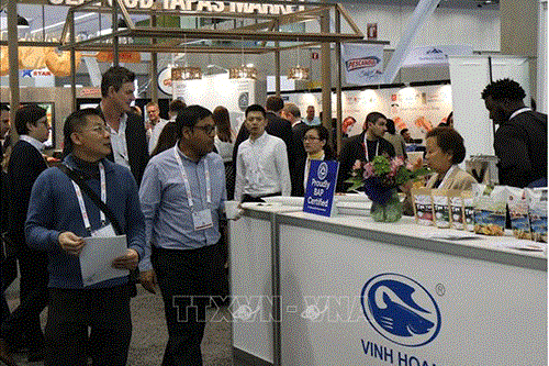 Vietnam joins biggest seafood expo in North America hinh anh 1