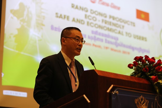 Rang Dong introduces smart lighting solutions in Cambodia hinh anh 1