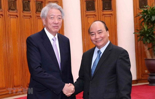 PM asks for improved Vietnam – Singapore ties hinh anh 1