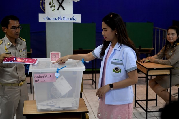 Pheu Thai Party leads Thai election in terms of MP seats hinh anh 1