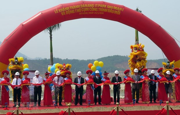 Da Nang inaugurates Information Technology Park hinh anh 1