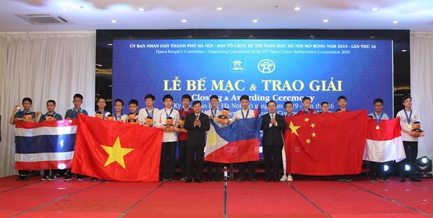 Hanoi math contest wraps up hinh anh 1