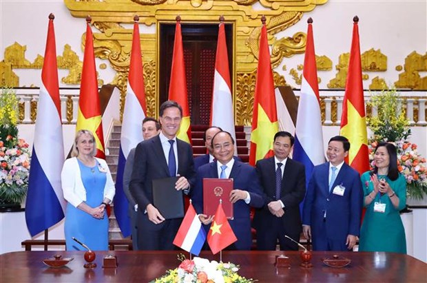 Vietnam, Netherlands agree to lift ties to comprehensive partnership hinh anh 1