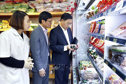 National action month on food safety to begin on April 15 hinh anh 1