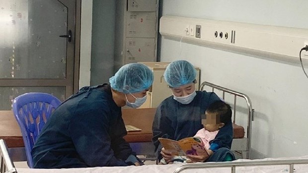 Liver transplant on youngest, lightest patient successful hinh anh 1
