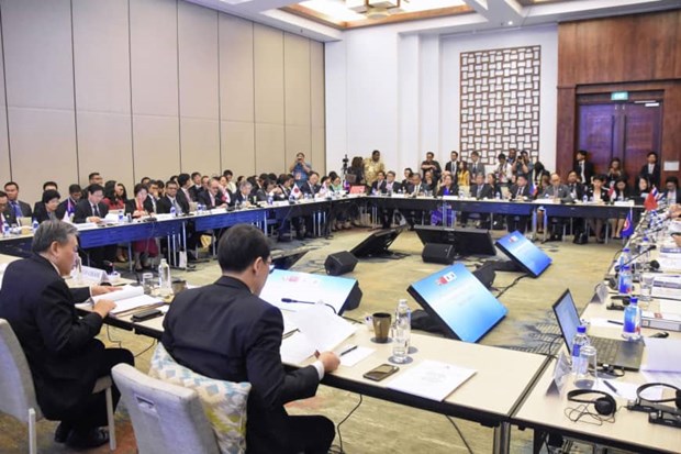 ASEAN+3 finance ministers propose measures to deal with financial crisis hinh anh 1