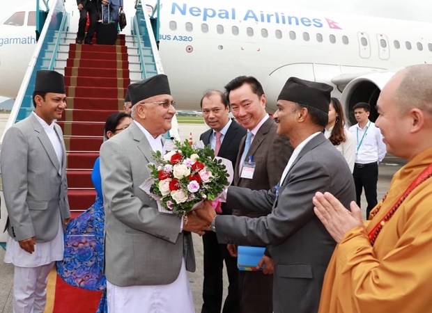 Nepali Prime Minister begins official visit to Vietnam hinh anh 1