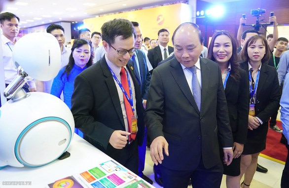 First national forum on Vietnam tech firms opens in Hanoi hinh anh 1