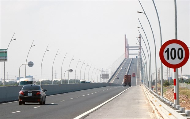 Investment cost, toll collection time for Bach Dang bridge project slashed hinh anh 1