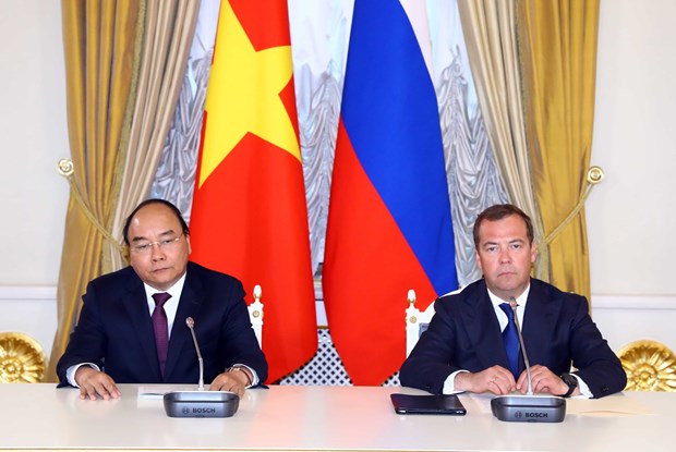 Vietnam, Russia to further diversify cooperative ties: PMs hinh anh 1