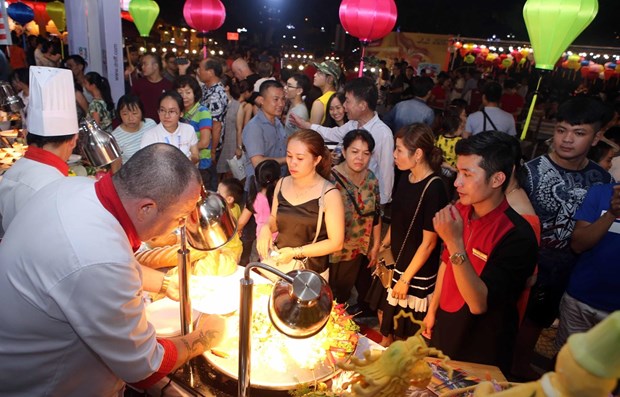 Da Nang International Food Festival opens hinh anh 1