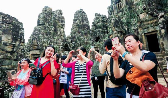 Chinese visitors to Cambodia up 37 percent in four months hinh anh 1