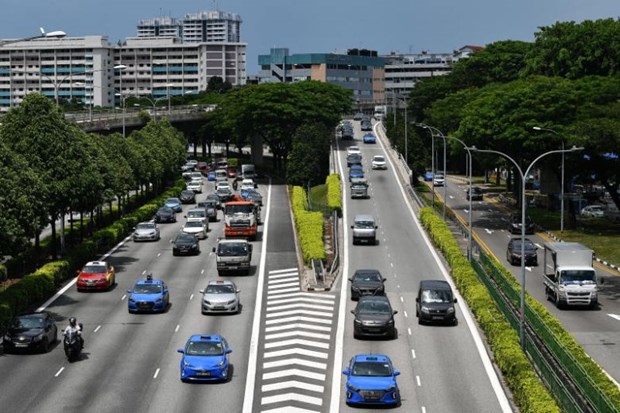 Singapore imposes stricter traffic fines hinh anh 1